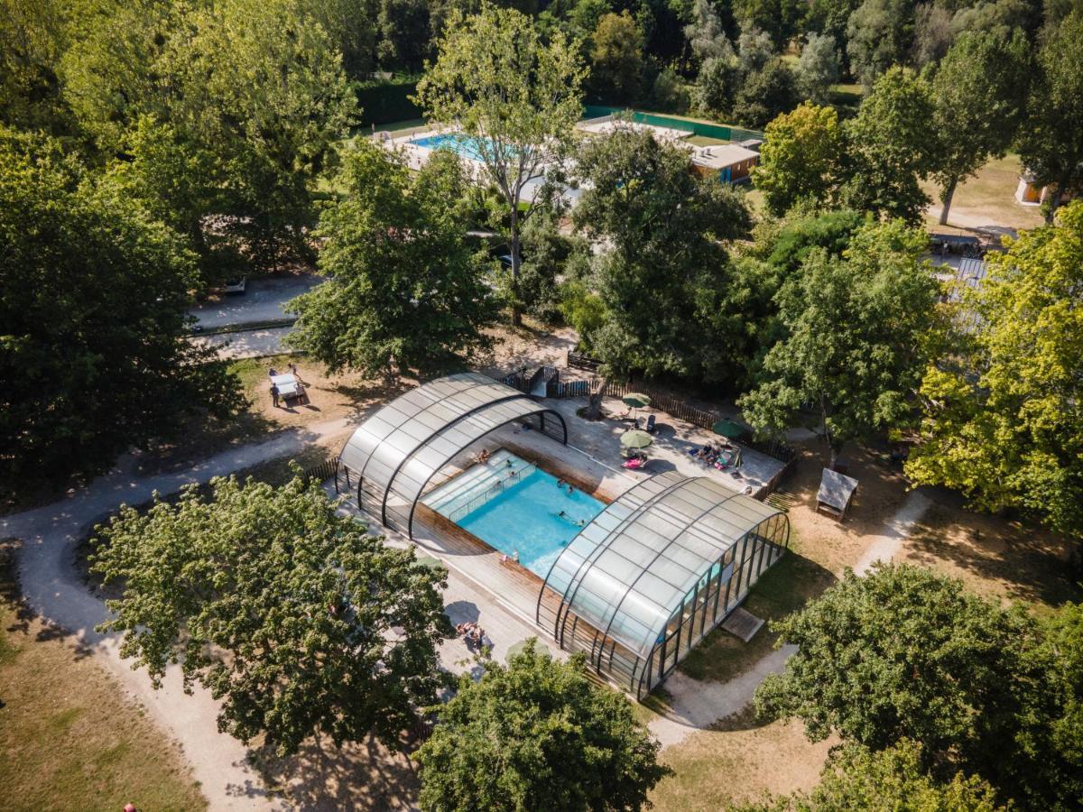 Huttopia Les Chateaux Bracieux Buitenkant foto